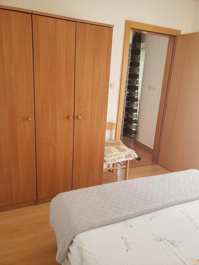 Apartmani Ciklic Dobropoljana 外观 照片