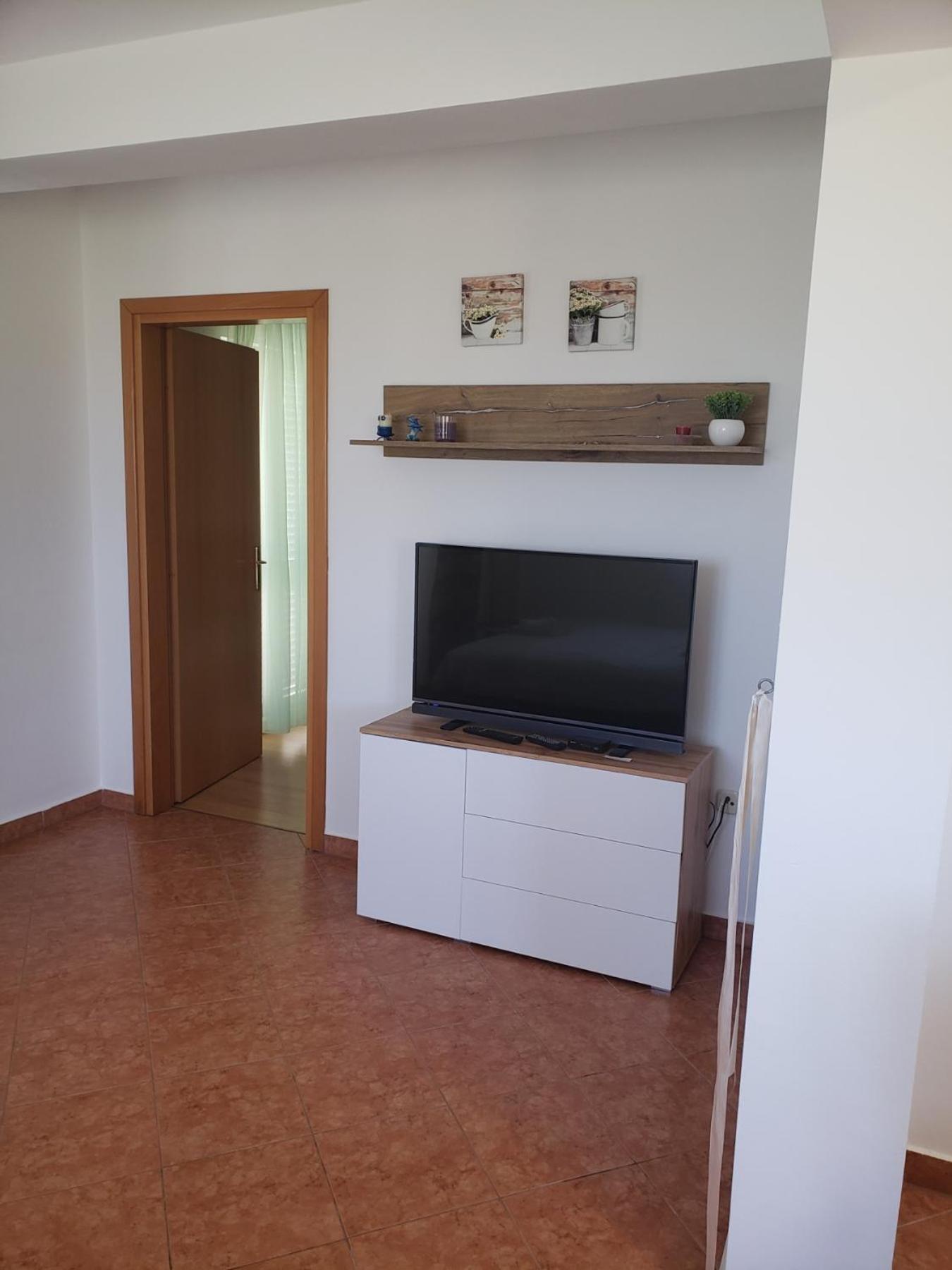 Apartmani Ciklic Dobropoljana 外观 照片