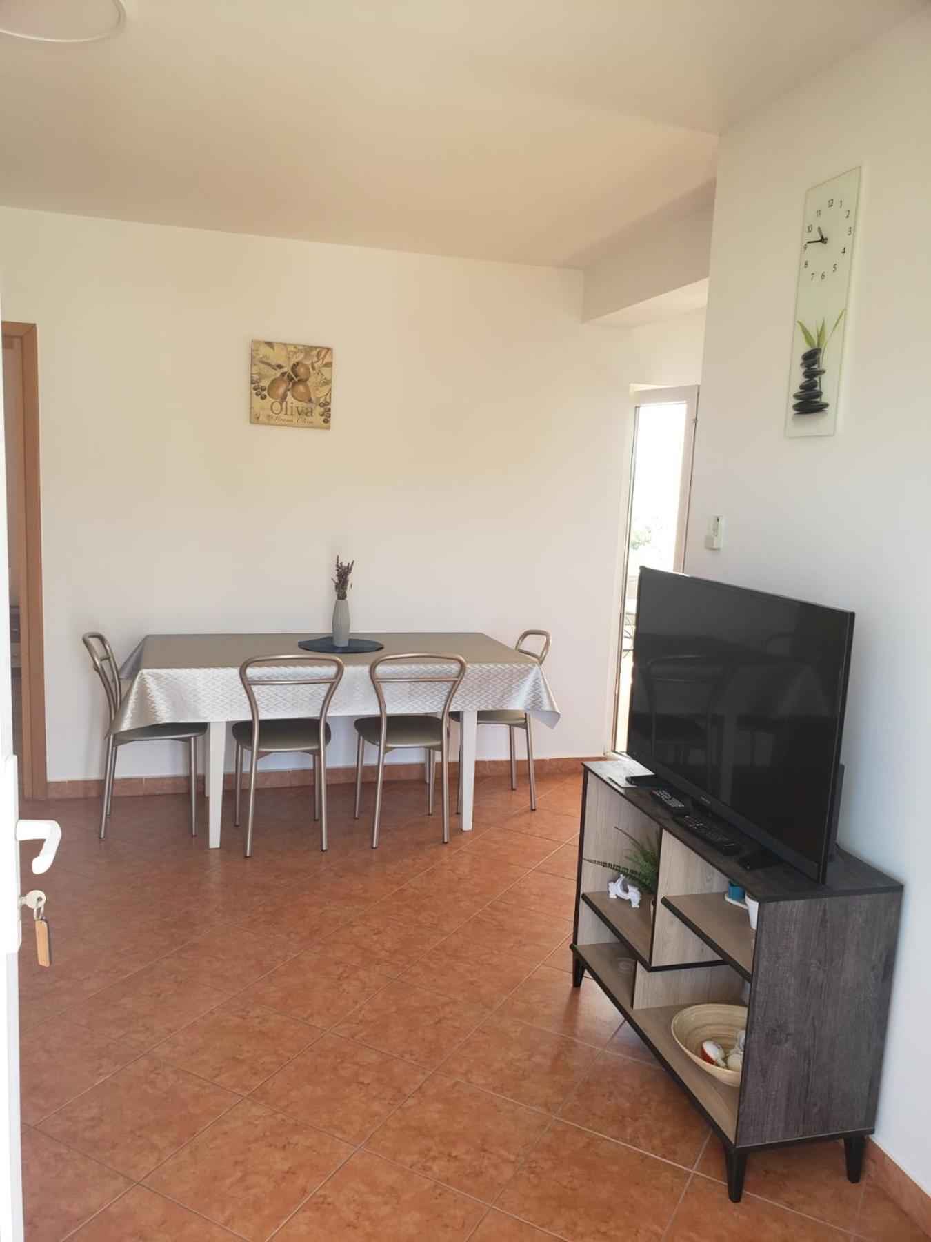Apartmani Ciklic Dobropoljana 外观 照片